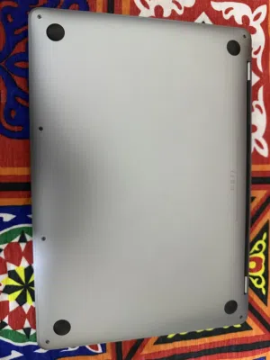 للبيع  MacBook M1 2020 نظيف جدا