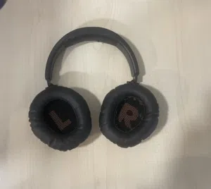 سماعات JBL Quantum 350 Wireless أصلية – شبه جديدة