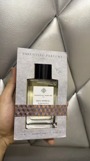 عطر بوا امبيريال اصلي 100 مل غير مستخدم للبيع Bois Imperial original perfume unused for sale