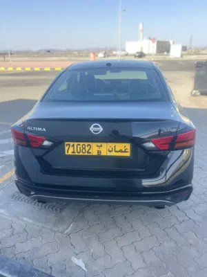 Used Nissan Altima in Al Batinah