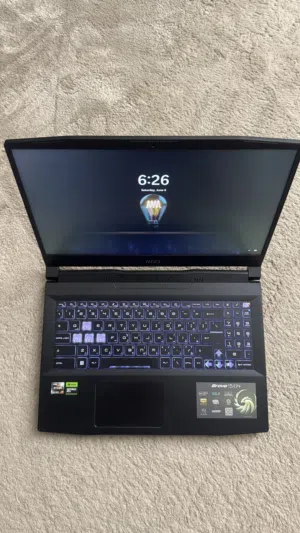 Laptop msi 15”