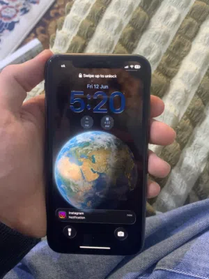 iPhone 11 64 GB