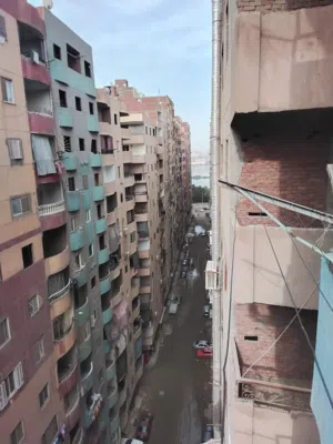 شقة للبيع قريبة من مترو حدائق حلوان