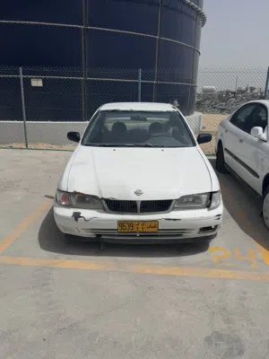 نيسان صني 1999