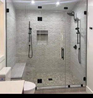 ( حجيرللسيكوريت )  زجاج سيكوريت: الأمان والأناقة في آن واحد.   لحماية فائقة ومظهر عصري لمنزلك أوعملك
