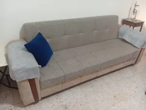 صوفا عدد 2 صنع انشاصي بحالة جيدة