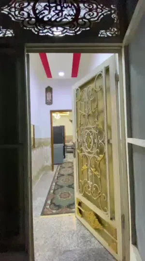 بيت للبيع مساحه 200 م واجهه 10 ونزال 20