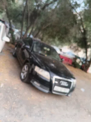 قطع غيار لموتور آخر متنوعة بحالة جيدة في السوق المفتوح