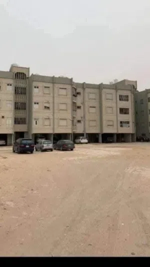 شقة للبيع بعمارات الحديد بالجزيرة