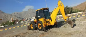 مختلف أنواع السيارات والأجهزة الميكانيكية للبيع