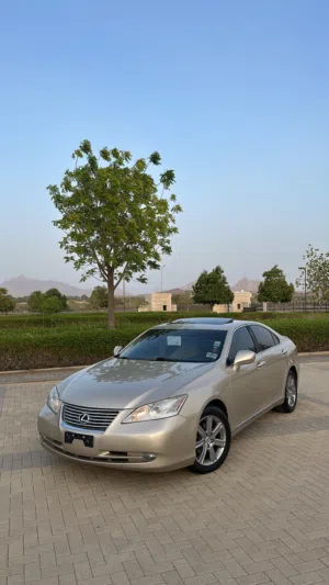 Used Lexus ES in Muscat