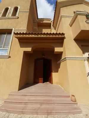 ‏أكثر من 6 غرف ‏.‏ ٣ حمّامات ‏.‏ 550 م٢‏1