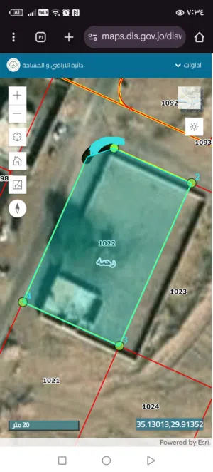 ارض مع بيت للبيع قريبة من المدرسة العسكرية