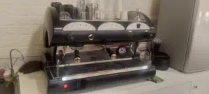 للبيع ماكينة قهوة Nuova Simonelli Appia II (2 Group) - حالة ممتازة