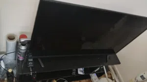 GEEPAS LCD USED LIKE NEW WITH TEBAL  ARGENT SELL SERIES BUYER CONNECT ME