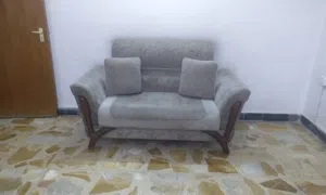 ديوان 10 مقاعد