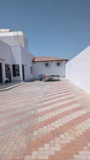 1 ft² 5 Bedrooms Villa for Rent in Sharjah Other