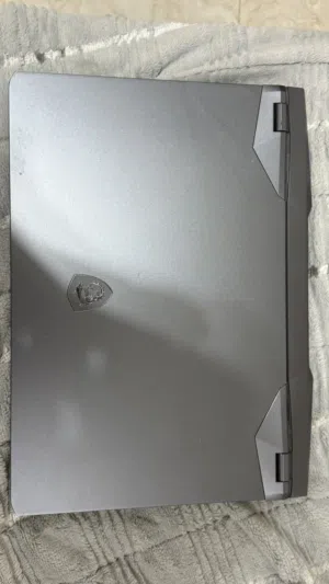 Laptop MSI Raider GE76