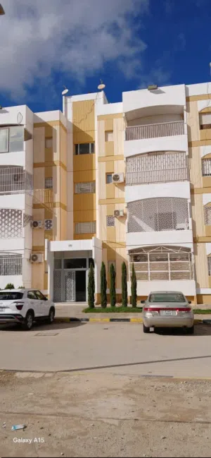 شقة 7000 الحدائق المثلث للبيع