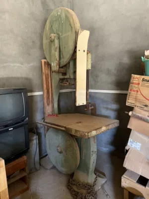 معدات ورشة نجارة