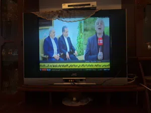 السلام عليكم تلفزيون 26 بوصه يشتغل