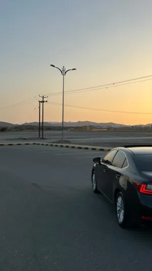 Used Lexus ES in Al Dakhiliya