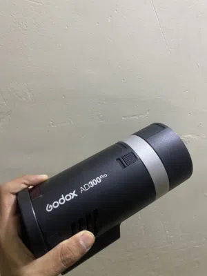 اضاءة ad300 pro