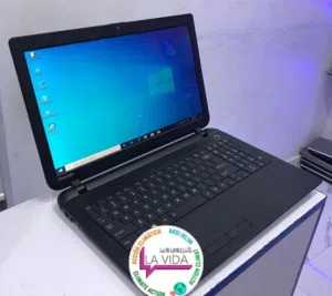 لابتوب توشيبا بحاله الجديد تماما شاشه تتش