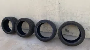 للبيع إطارات