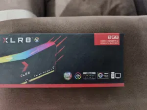 للبيع كت رام كيمنك PNY XLR8 RGB الحجم: 16GB قطعتين 8x2 Dual Channel السرعة: 3200MHz CL16 الفولت: 1.3