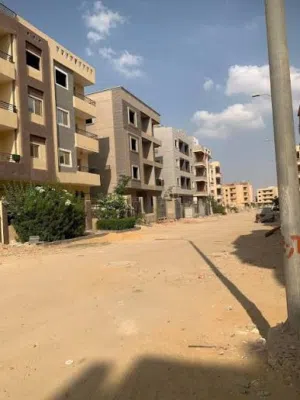 135 m2 3 Bedrooms Apartments for Sale in Giza 6th of October