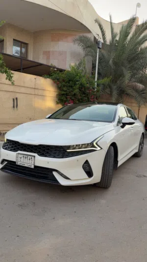 كيا k5 2023 سيارة خليجي