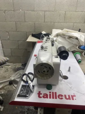 ماكنة خياطة نطاطة فل اوتمات بدها شوفير جديده بصلاه عنبي