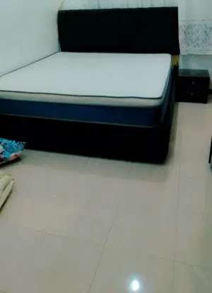 غرفه ملكي نوم خشب ماليزي مستخدم جديد