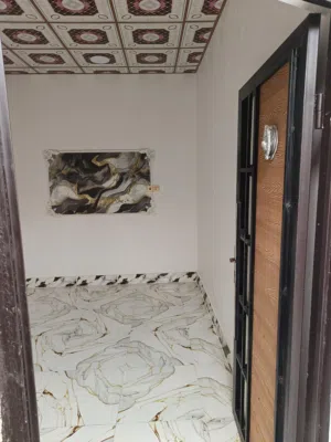 بيت حديث للبيع قرب مدرسه الصقر