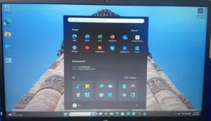 Windows HP for sale  in Al Batinah