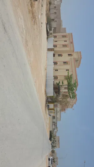 ارض صحلنوت د الشمالي شبه ركني شارع 20متر قايم وقريبة مسجد صهيب بن سنان وخدمات واسواق تجاريه ممتازه