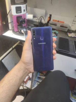 Samsung A20s