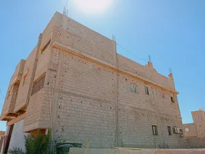 350 m2 . Landlord1