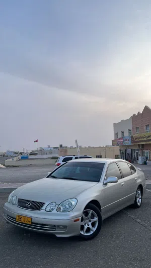 لكزسGS 300 للبيع موديل 2001 ب 850