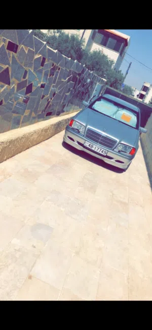 مرسيدس c180 موديل 1998 للبيع