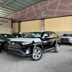 TOYOTA RAV4 L.E 2025( معرض الحضر )