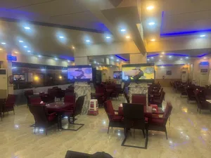 400 m2 Restaurants & Cafes for Sale in Abu Dhabi Mussafah