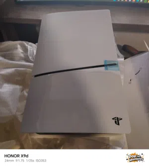 لبيع: جهاز PlayStation 5 Slim (نسخة القرص) جديد غير مستعمل الشرق الاوسط