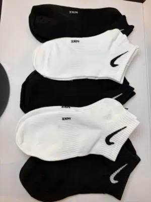6 pairs Nike socks