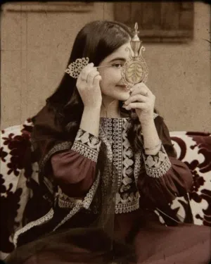 كحل الاثمد الاصلي مبرد بماء الزمزم