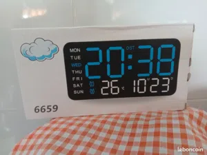 ساعة رقمية ذكية ومتعددة الوظائف (موديل 6659)