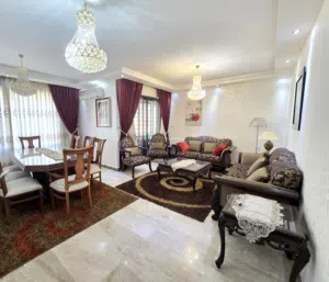 200 m2 3 Bedrooms Apartments for Rent in Amman Khalda