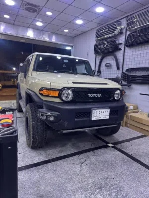 Used Toyota FJ in Basra