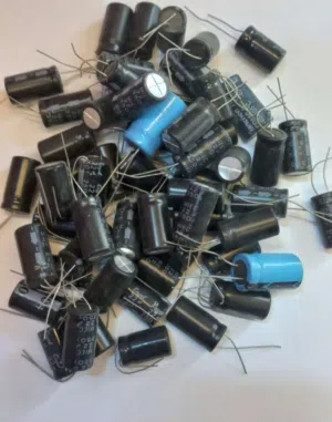 قطع غيار مكثفات Capacitor
